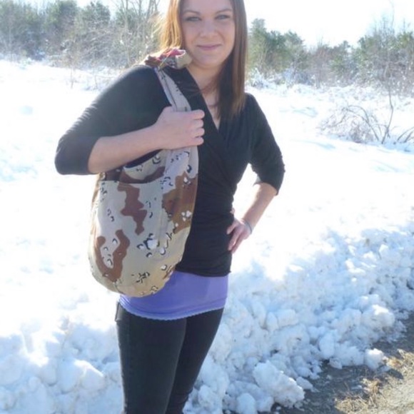 Handmade reversible camo slouchy hobo bag - Picture 3 of 4